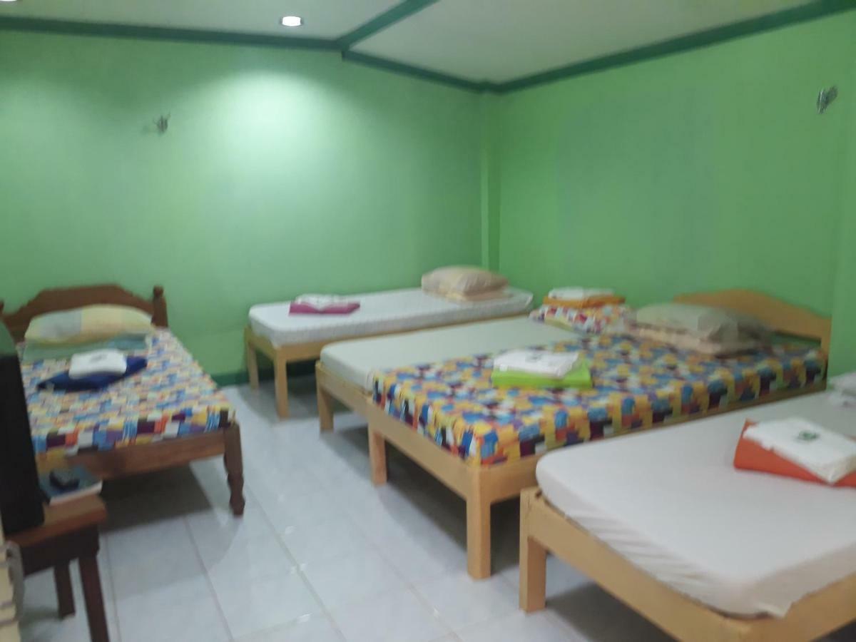 Ej Pension House PALAWAN Buitenkant foto